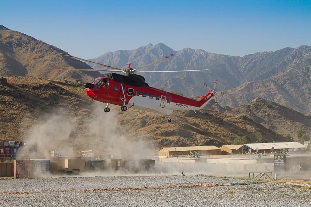 helicopter dust cloud